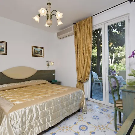 Giardino Delle Ninfe E La Fenice فندق ايسكيا