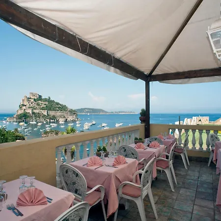 فندق Giardino Delle Ninfe E La Fenice 3*