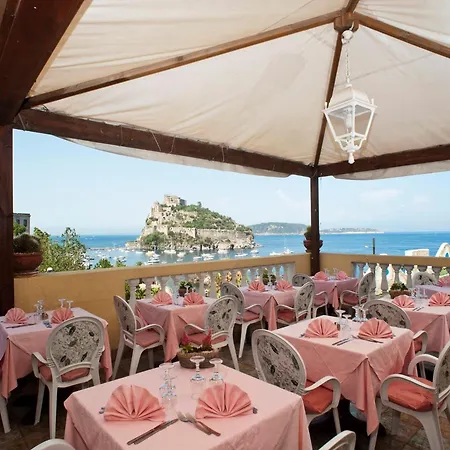 Giardino Delle Ninfe E La Fenice ايسكيا