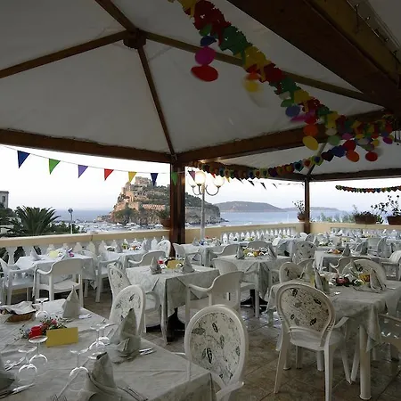 Giardino Delle Ninfe E La Fenice 3* ايسكيا